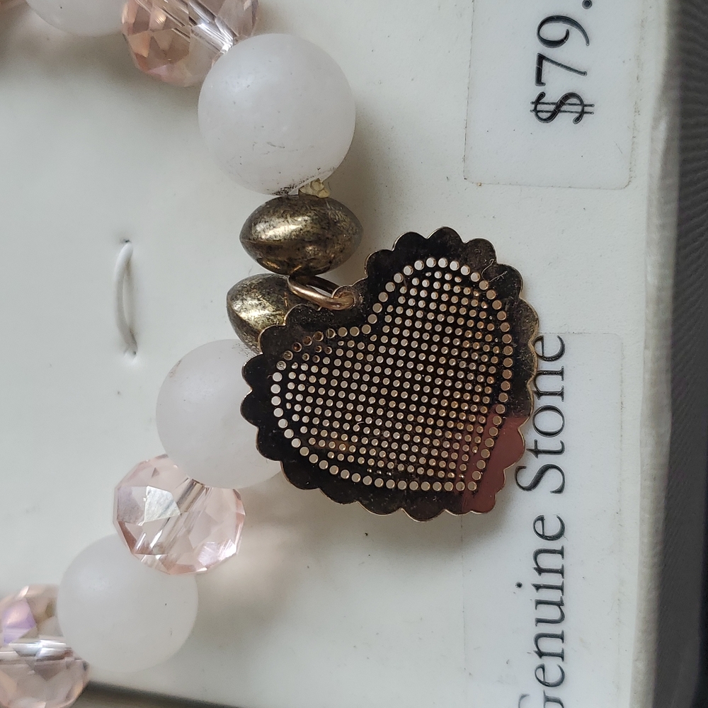 Genuine Stone White Glass Pink Stone Stretchy Charm Bracelet w Gold Tone Heart - Picture 3 of 5